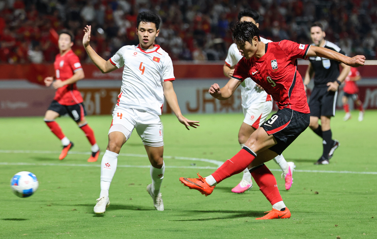 한국 U-23 축구, 베트남 4-0 파상공격… 아시안게임 4강 진출하며 ‘4연속 금메달’ 청신호